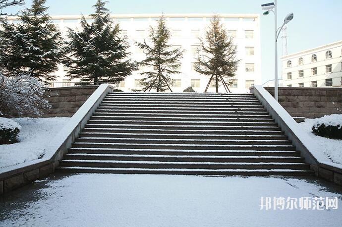 山東威海藝術(shù)幼兒師范學(xué)校2018年報名條件、招生對象