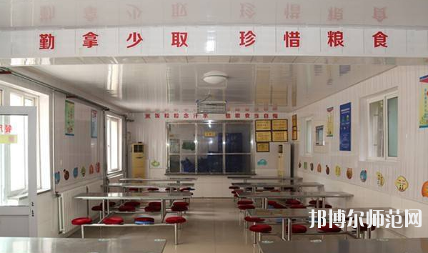 南充數(shù)控工程幼兒師范學(xué)校2020年報名條件、招生要求、招生對象 