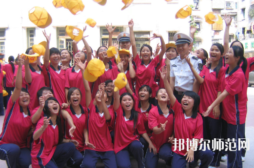 徐州2020年女生適合幼師學(xué)校嗎