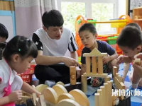 十堰2020年初中生學(xué)幼師學(xué)校怎樣