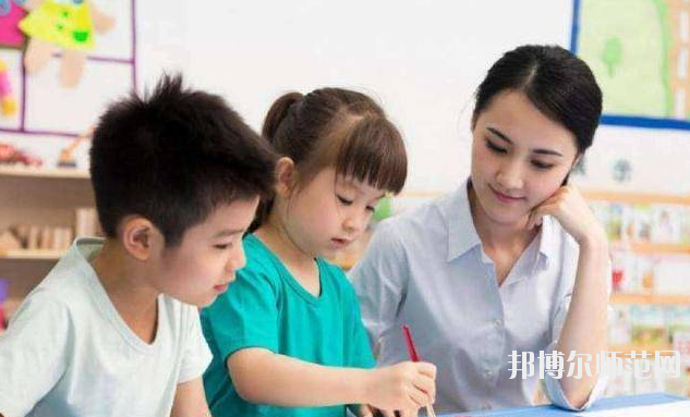 白銀2021年幼師學校有什么專業(yè)適合女生