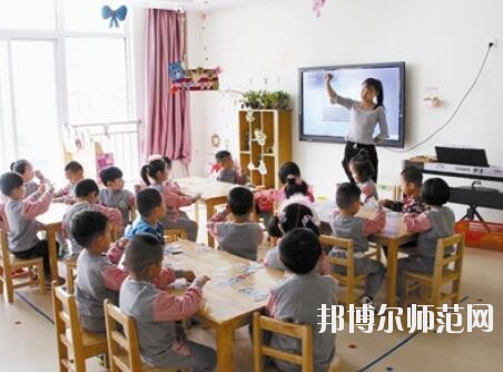 重慶2021年初中生上幼師學校好不好