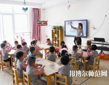 云南2021年幼師學校學什么比較好