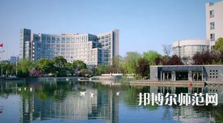 2023年杭州師范大學(xué)錢江學(xué)院是民辦大學(xué)還是公辦